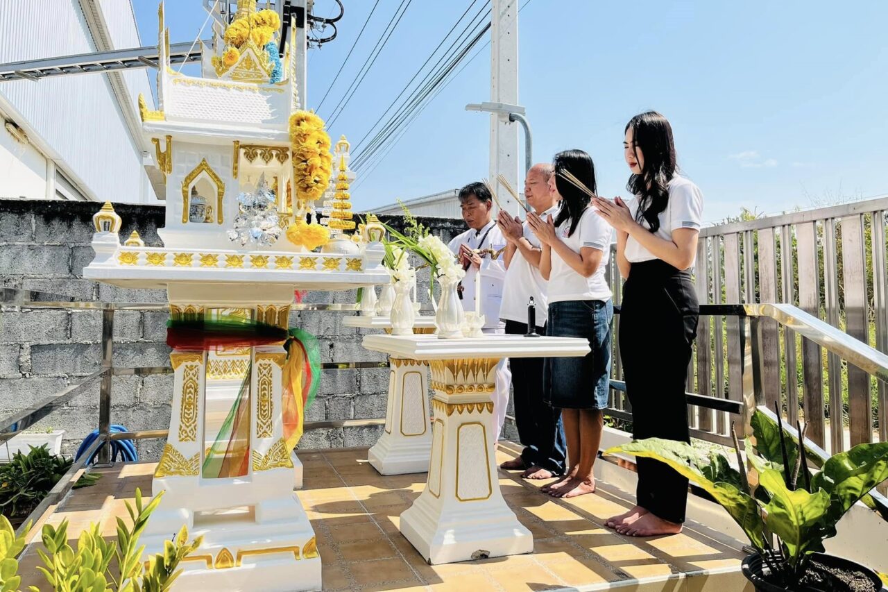 พิธีทำบุญบวงสรวงบริษัท ประจำปี 2568 (2)